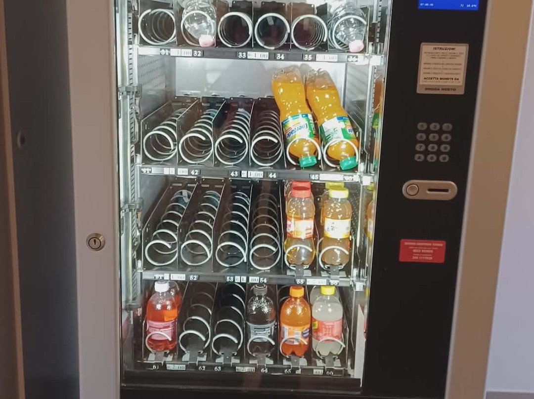 罗马诺酒店主图
