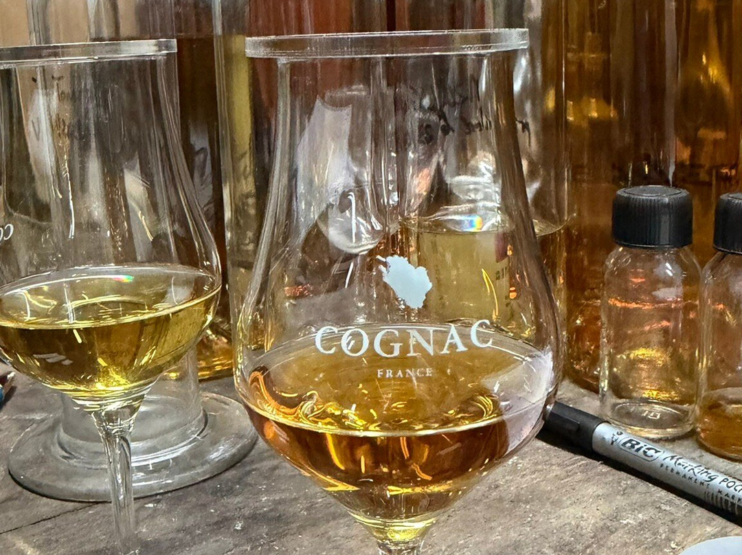 Distillerie Les 1309-Sigogne必去景点