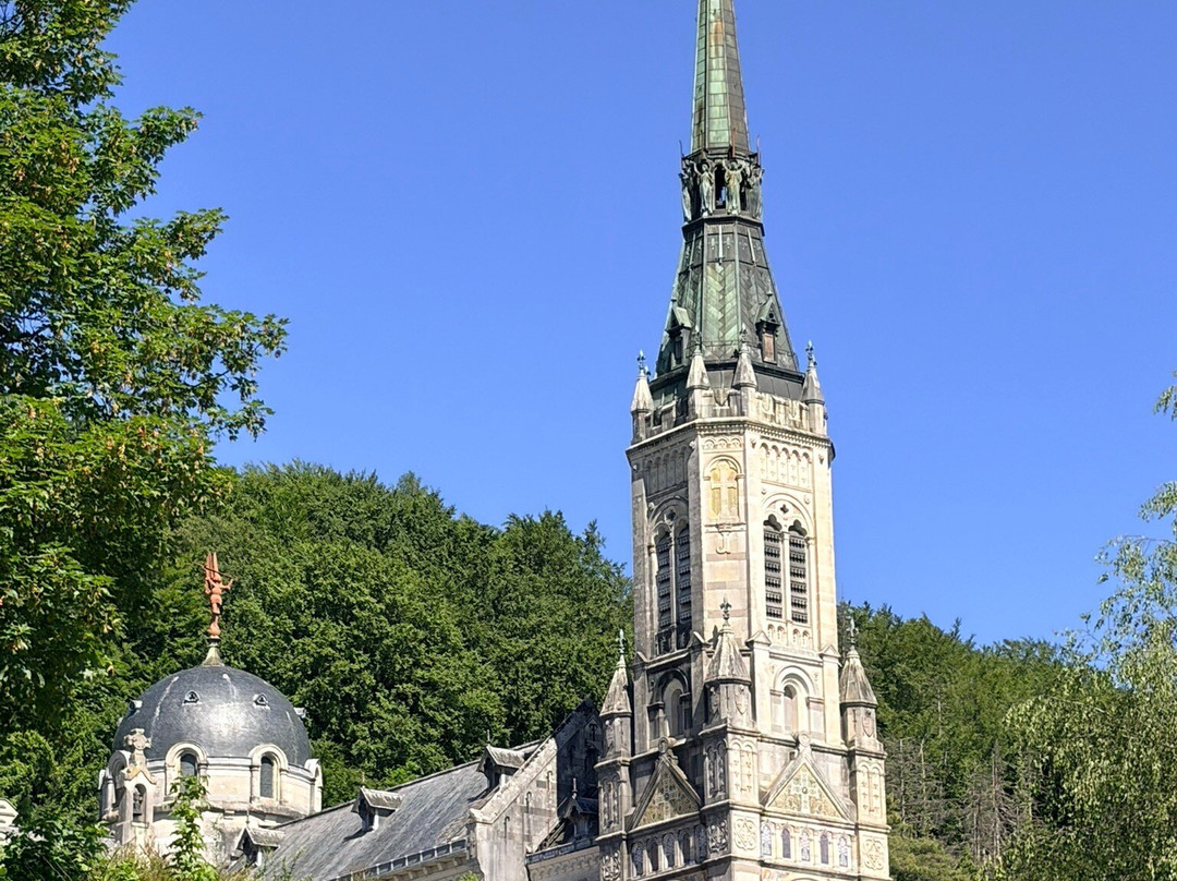 Basilique de Domremy-Domremy-la-Pucelle必去景点
