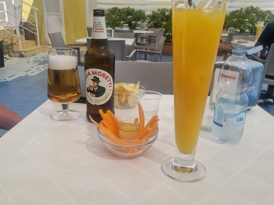 陶尔米纳酒店主图