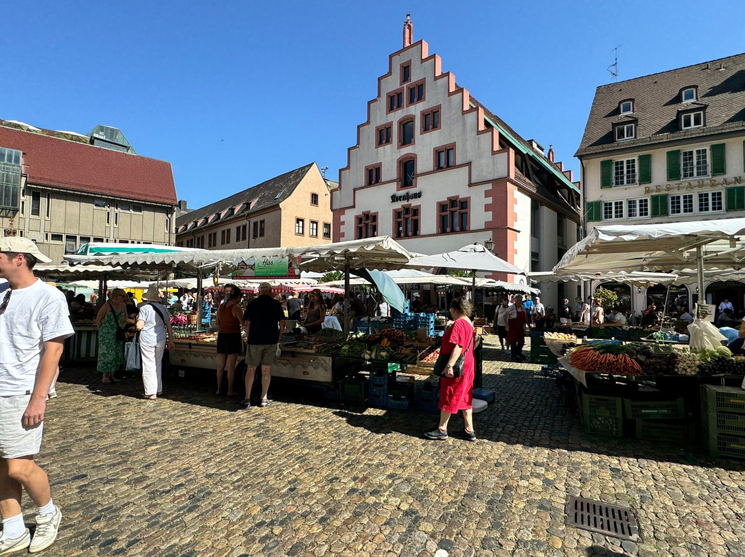 Freiburger Muenstermarkt-佛莱堡必去景点