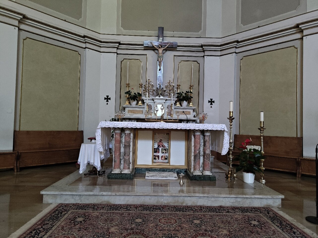 Chiesa di Sant'Agnese-Pineto必去景点