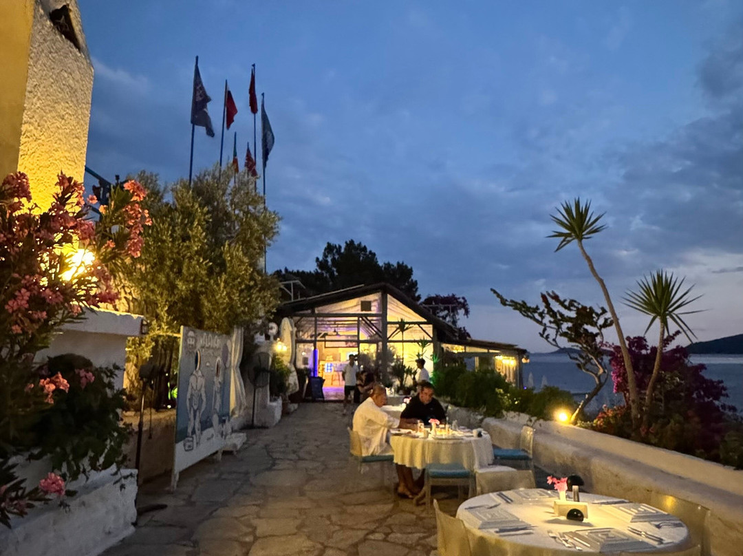 Kalamar Beach Club-卡尔坎必去景点