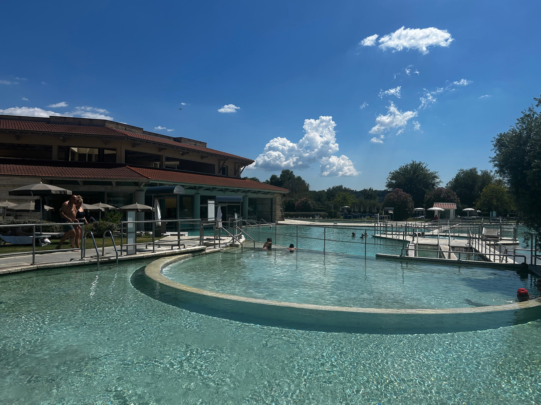 Terme di Saturnia-Saturnia必去景点