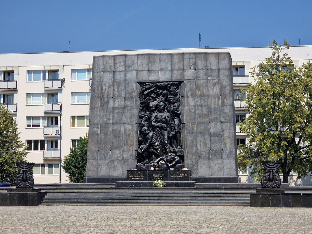 Pomnik Bohaterów Getta-华沙必去景点
