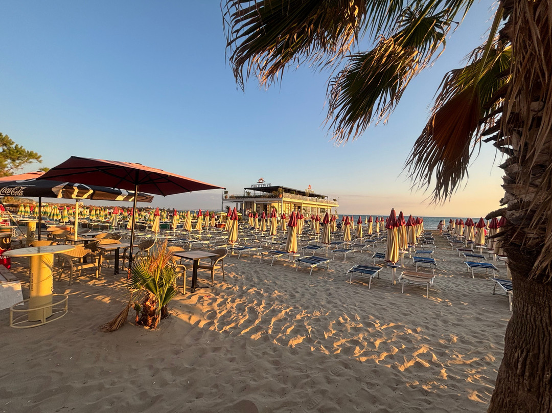 Empire Beach Restaurant