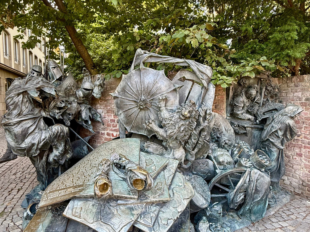 Stadterhebungsmonument-杜塞尔多夫必去景点