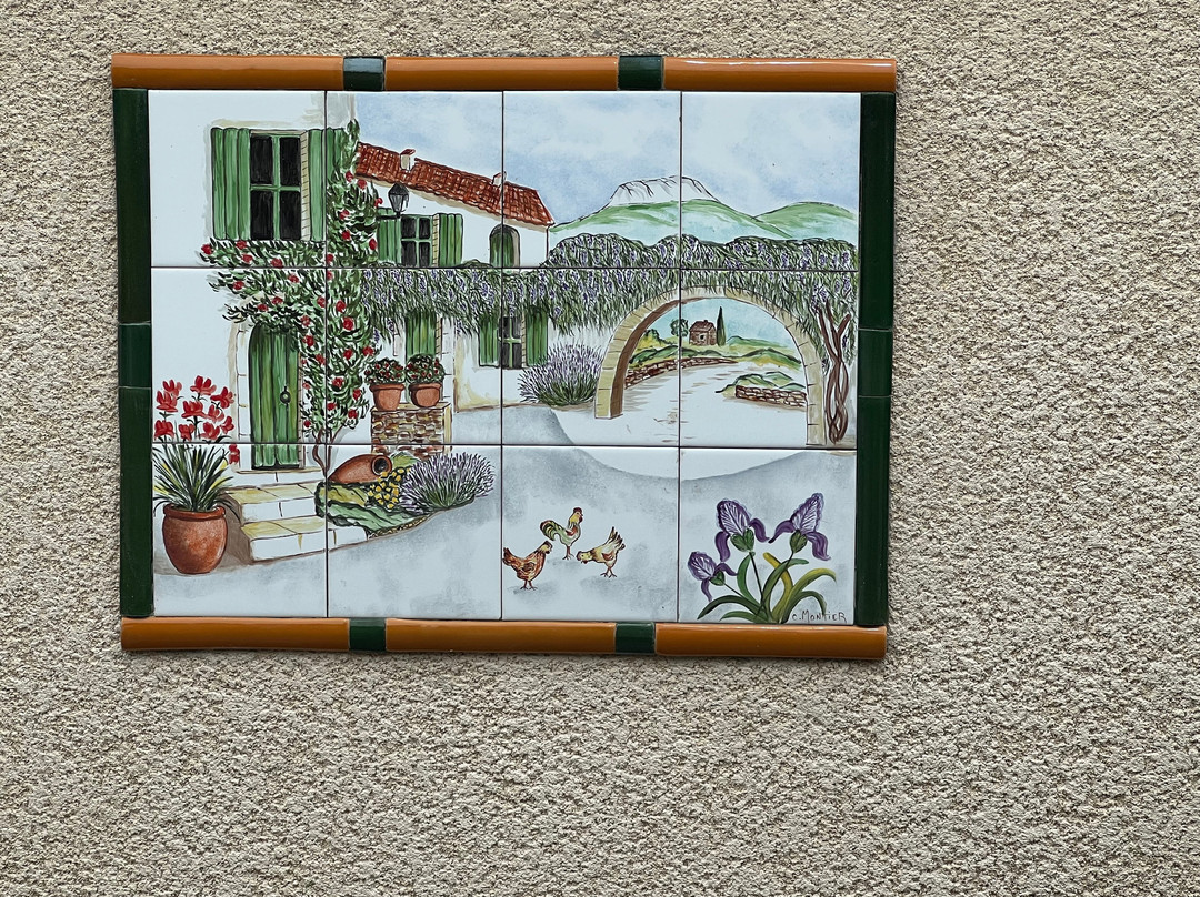 La Cigale Provencale-耶尔必去景点
