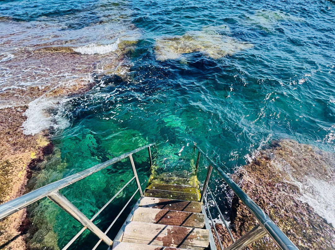 辛托拉大楼绿蓝海洋情绪酒店主图