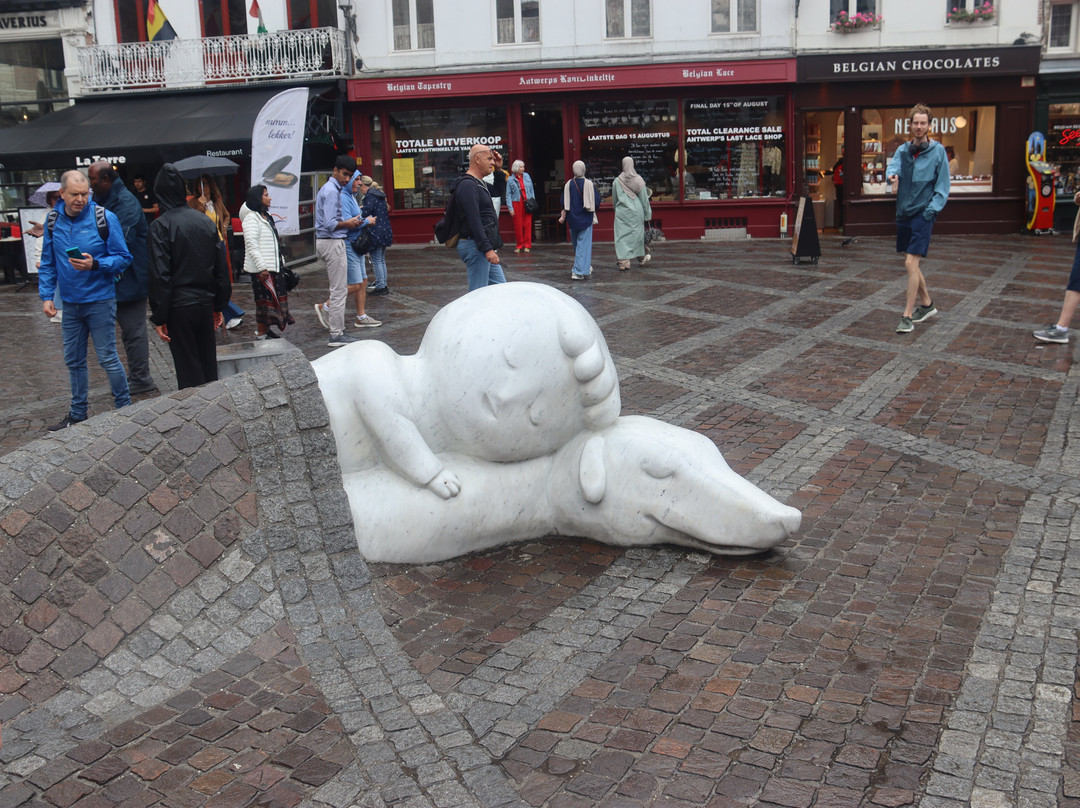Nello & Patrasche Statue-安特卫普必去景点