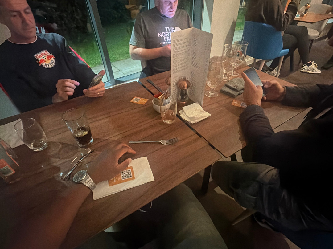 格拉斯哥机场万怡酒店主图