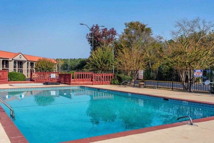 Quality Inn Forsyth Near GA Public Safety Training Center-官方