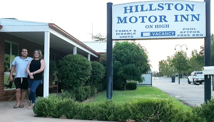 Hillston Motor Inn On High-官方