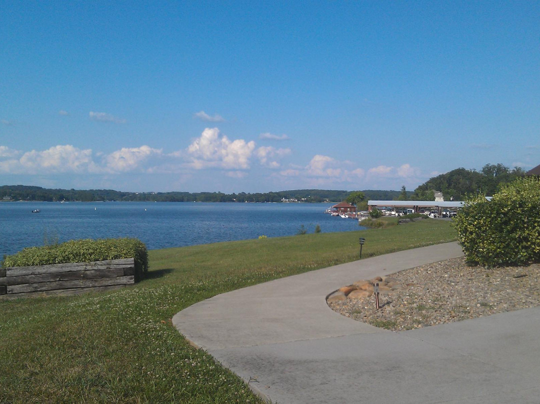 White Pine酒店住宿-Point Lake Suites at the Point Resort