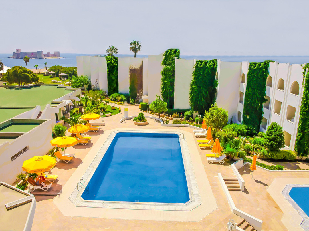 巴巴罗萨俱乐部酒店