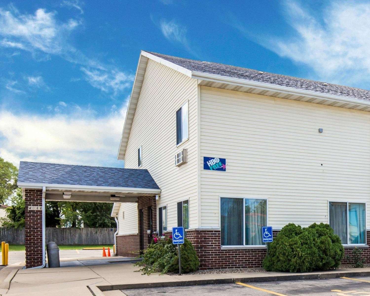 Rodeway Inn Cedar Rapid-官方