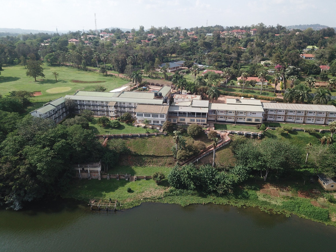 Brisk Hotel Triangle