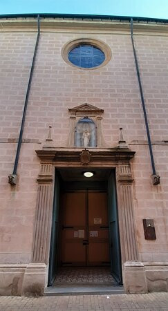 Esglesia del Roser-伊瓜拉达必去景点