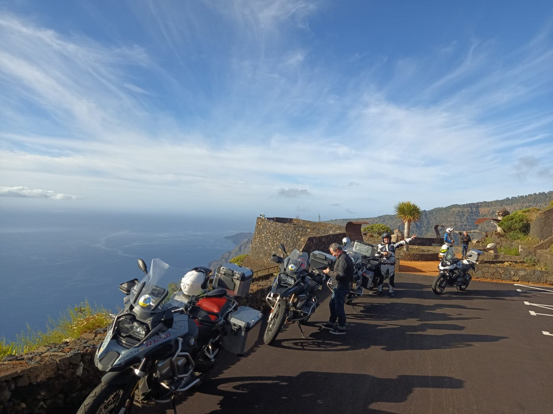 TravelBike Tours-瓦西亚马德里德必去景点