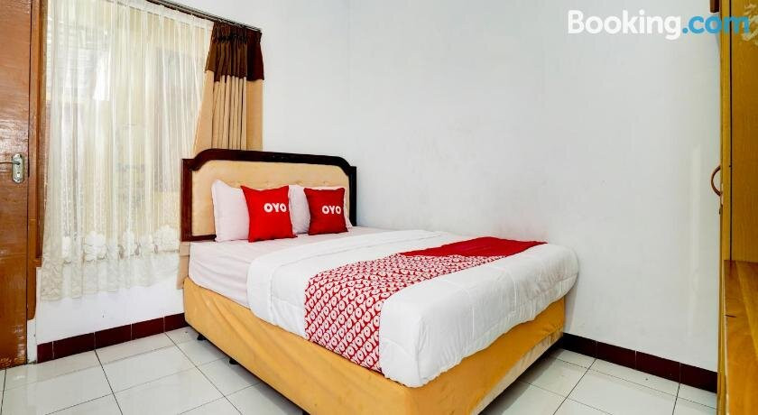 Oyo 90118 Hotel Diamond Syariah