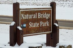 Natural Bridge State Park景点图片