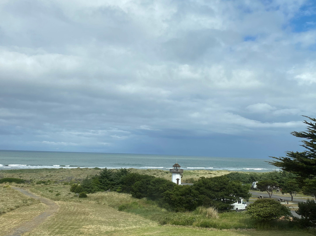 巨浪旅馆