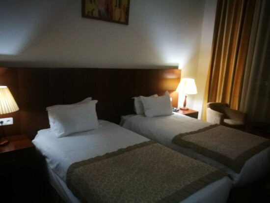 Hocine Hotel主图