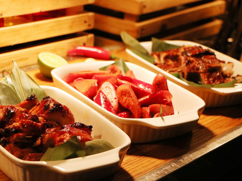 上海夏阳湖皇冠假日酒店-皇冠咖啡厅主图