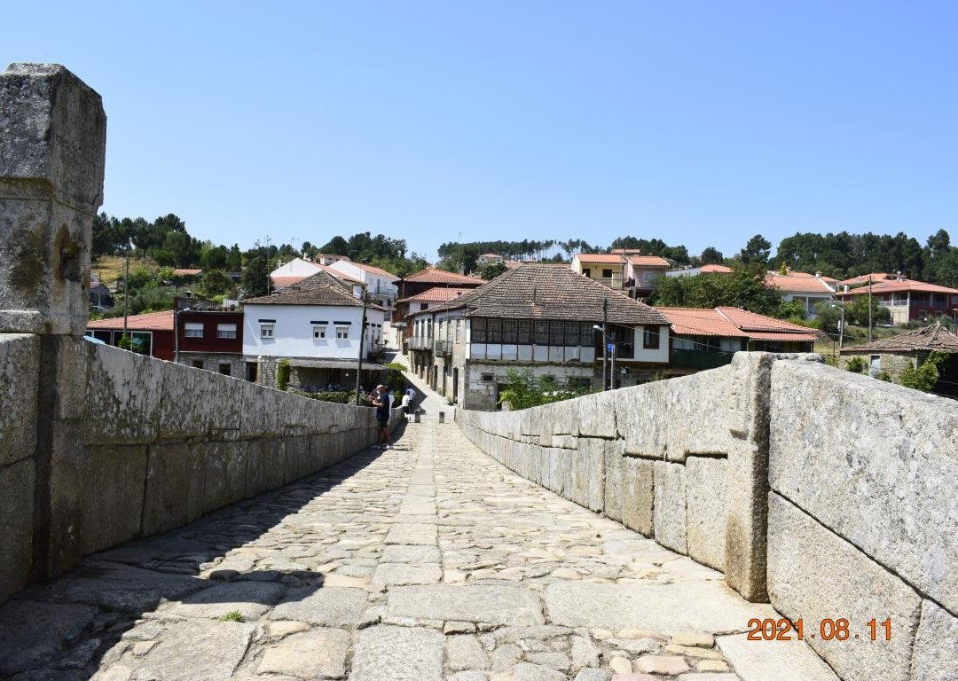 Ponte Fortificada de Ucanha景点图片