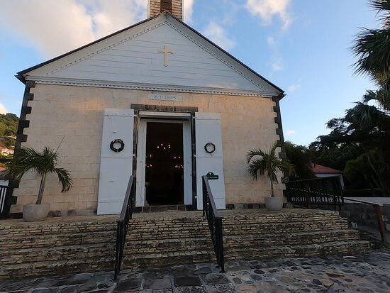 Church of Our Lady of the Assumption-居斯塔维亚必去景点