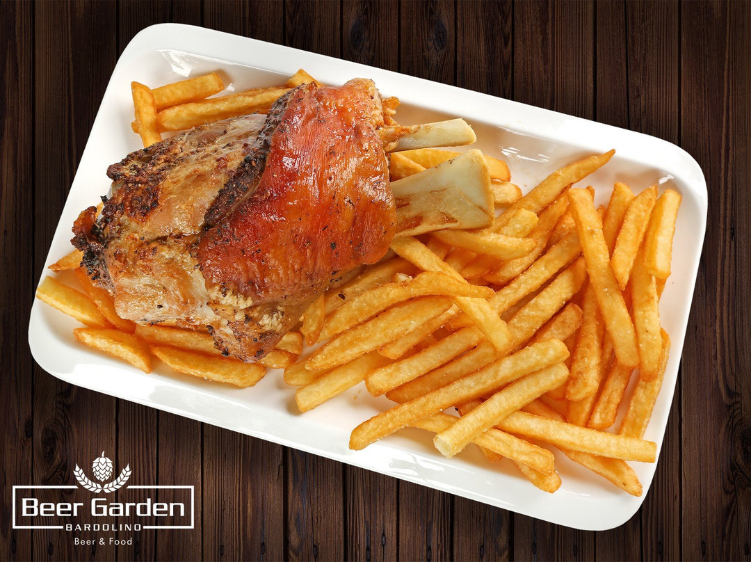 Calmasino餐馆和美食-Beer Garden