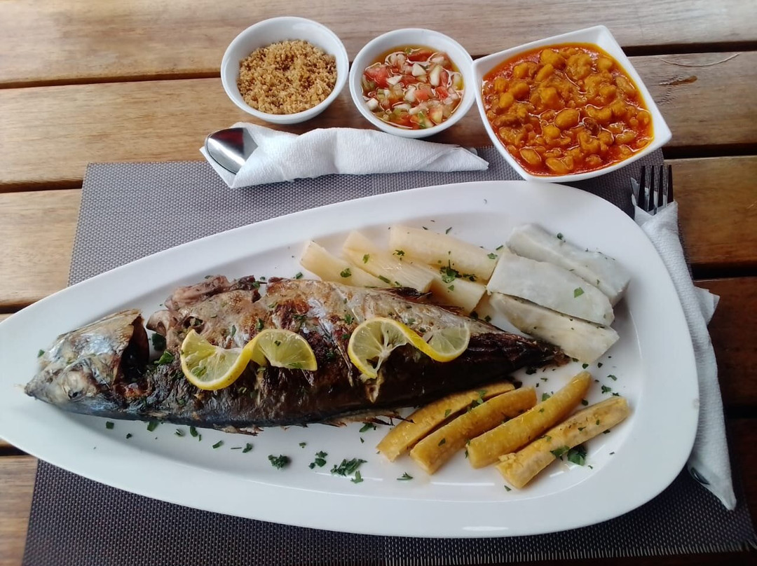 Finus Bar - Restaurante - Bar - Lounge