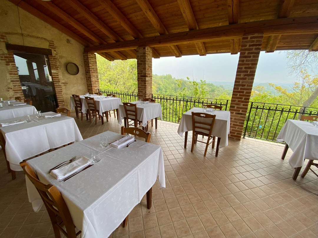 Pino d'Asti旅游攻略图片