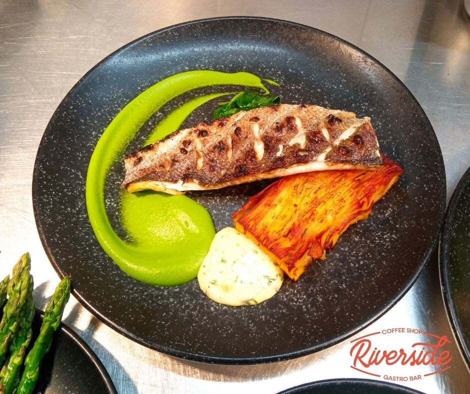 Riverside Restaurant