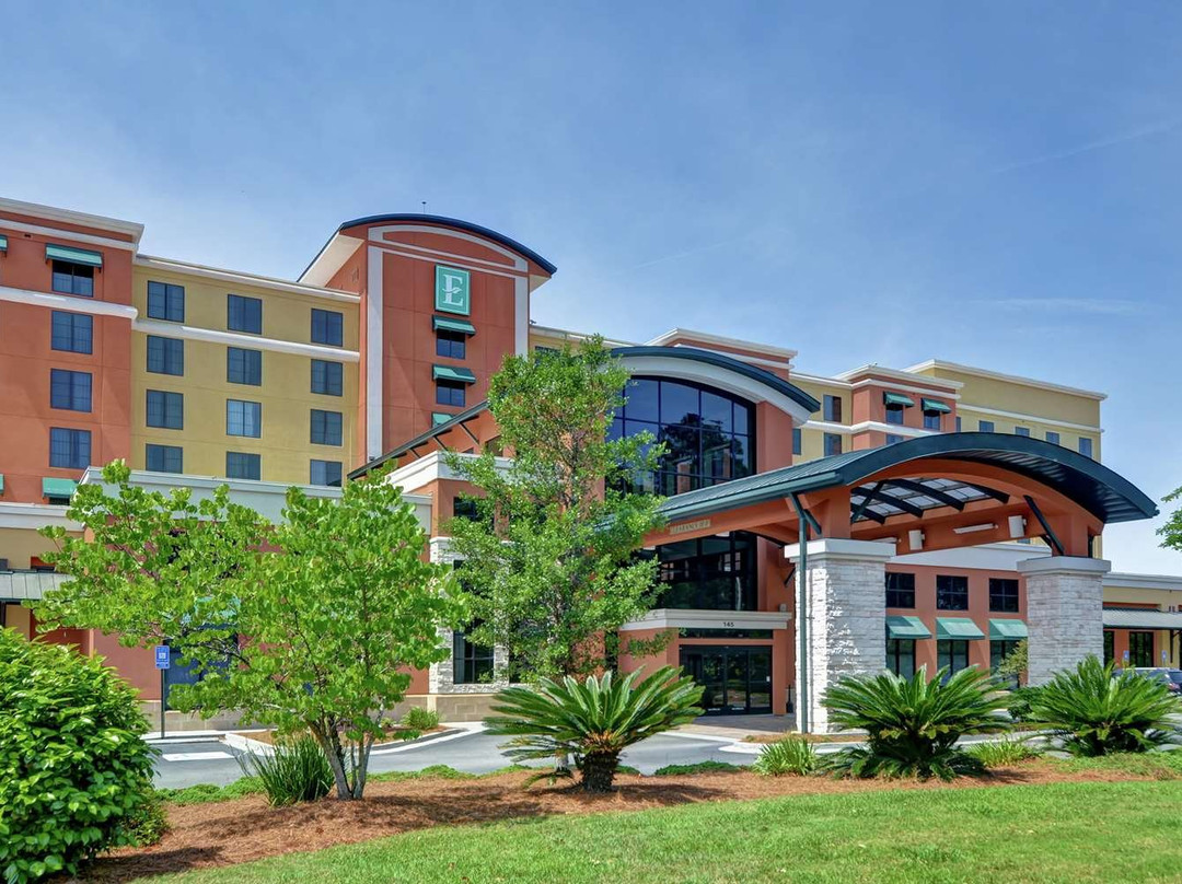 Embassy Suites by Hilton Savannah Airport主图