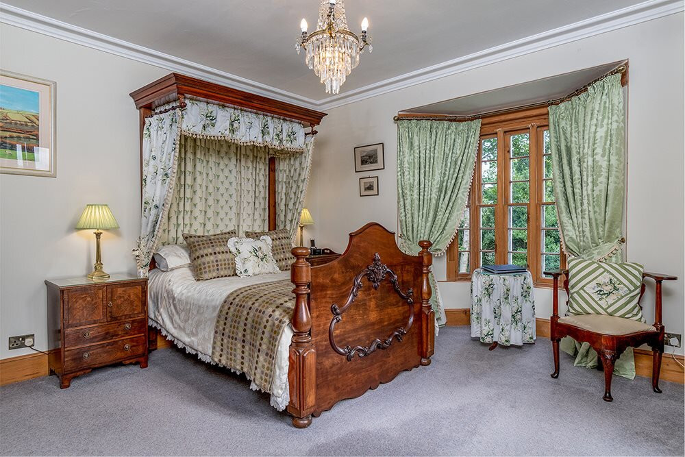 Taldraeth - Old Vicarage Guest House