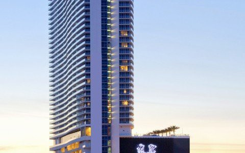 Hyde Resort & Residences by Zelloo