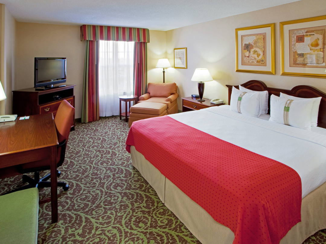 尚蒂利杜勒斯会展中心假日酒店主图