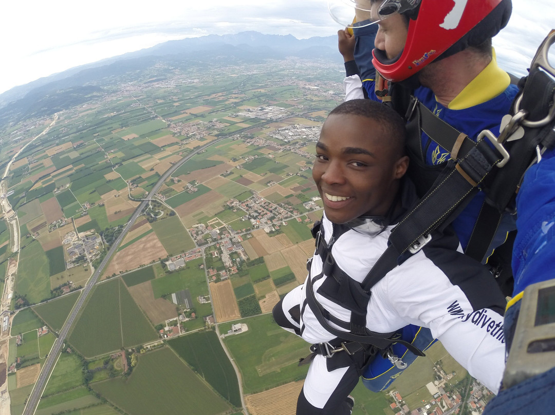 Skydive Thiene景点图片