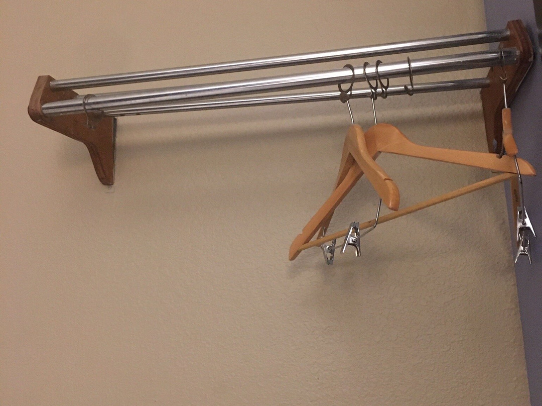 基诺沙/莱森特普瑞尔瑞速8酒店主图