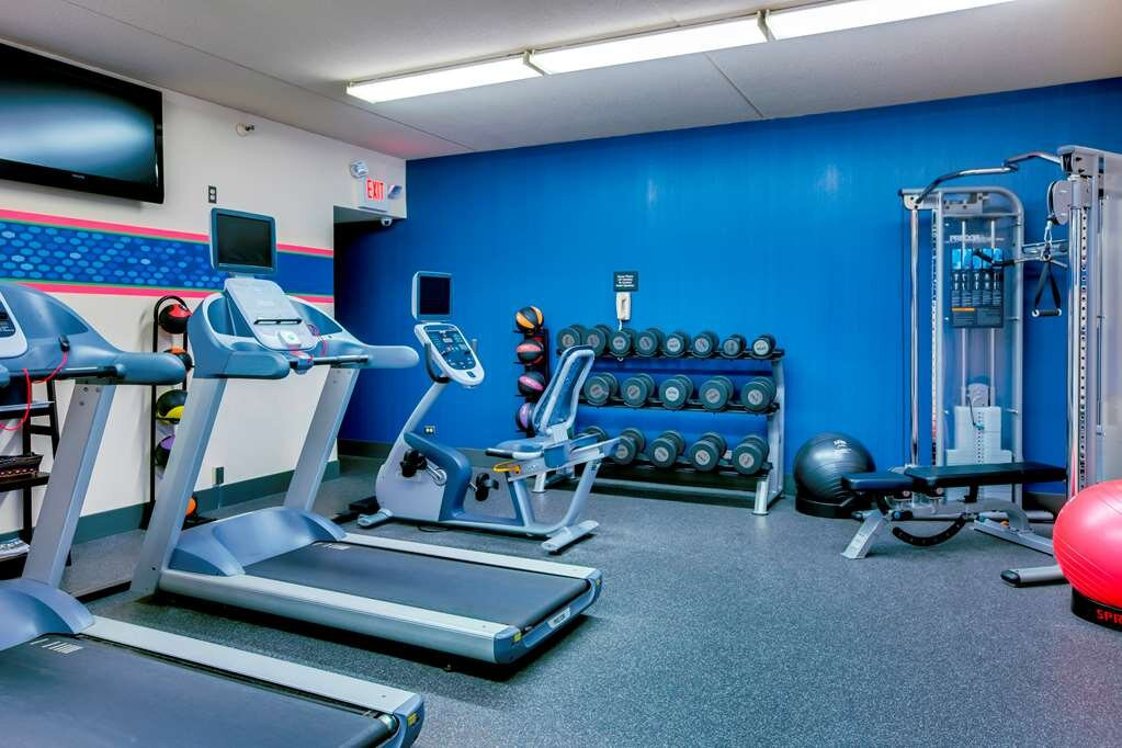 Hampton Inn Pittsburgh-Airport主图