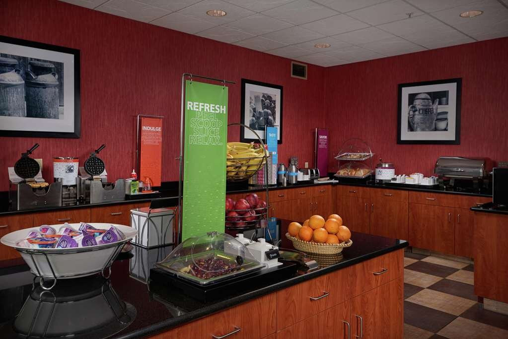 Hampton Inn Shrewsbury主图