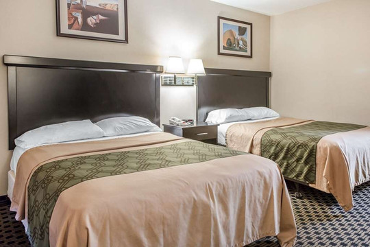 伊克诺旅馆主图