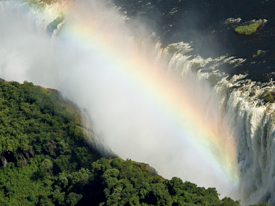 Maibwe Travel and Tours-维多利亚瀑布必去景点