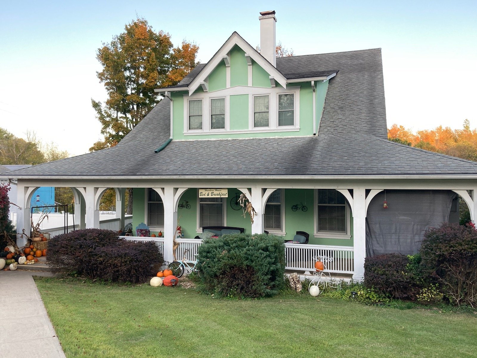 Hawkins House B & B-官方