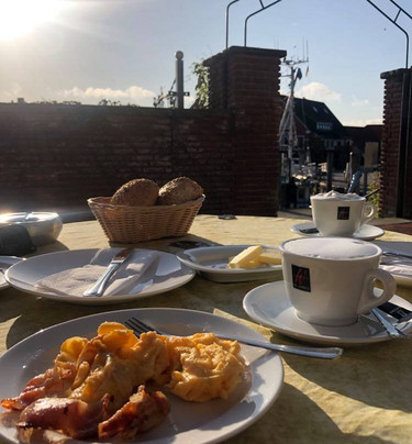 Janssen's Hotel主图