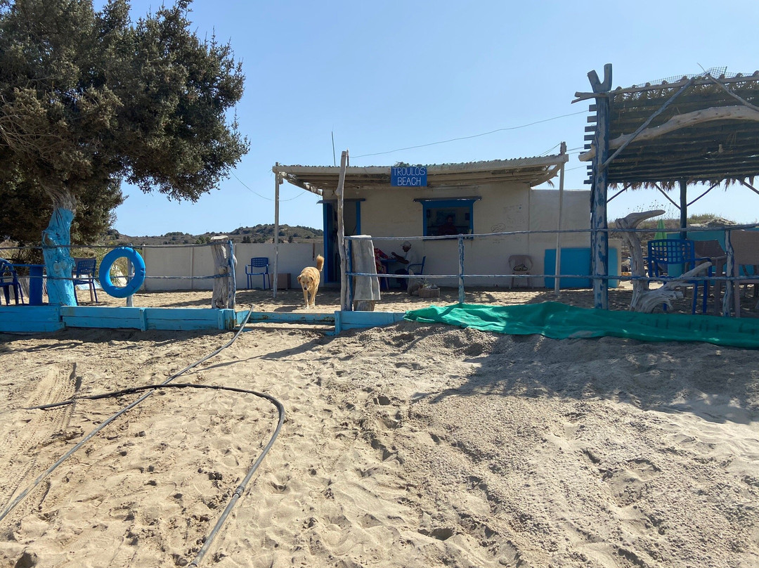 Troulos Beach-Mastichari必去景点