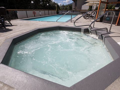 水晶小屋和套房主图