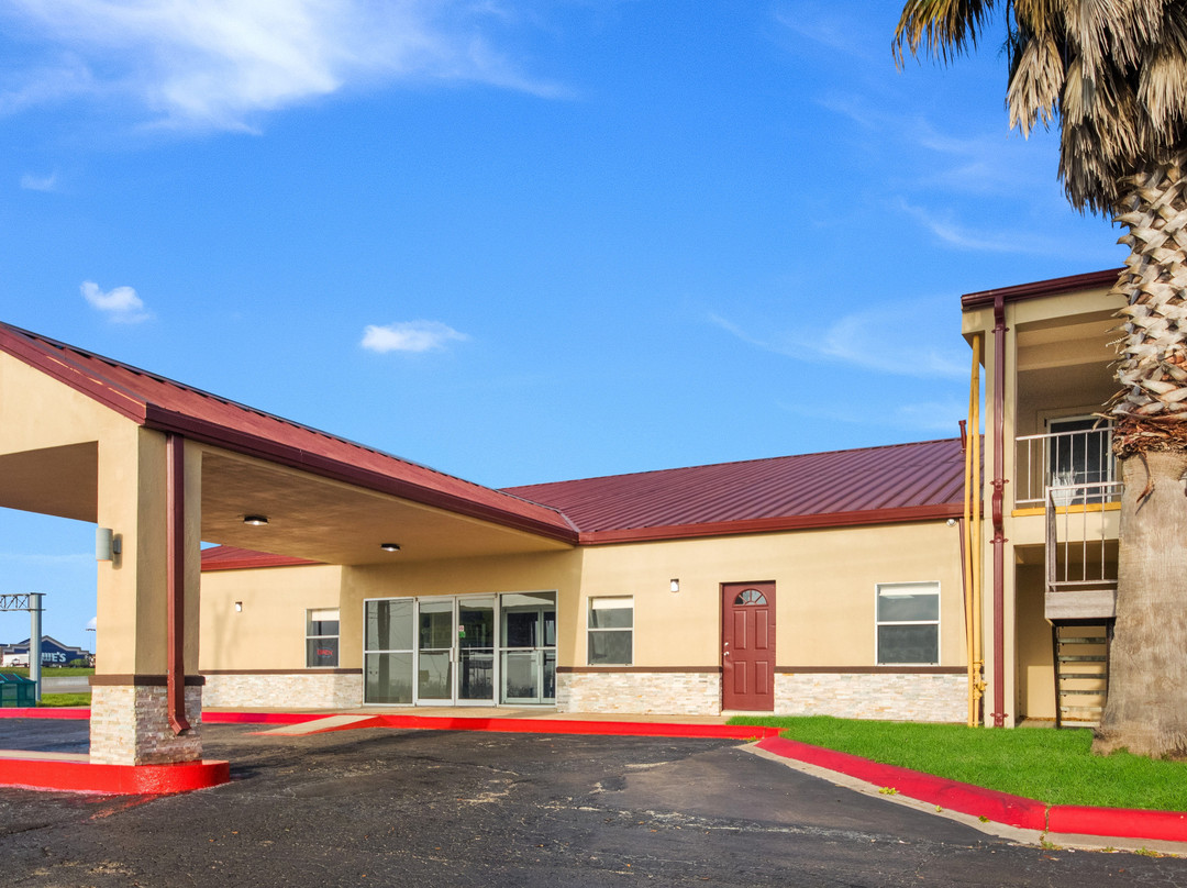 Red Roof Inn Temple主图