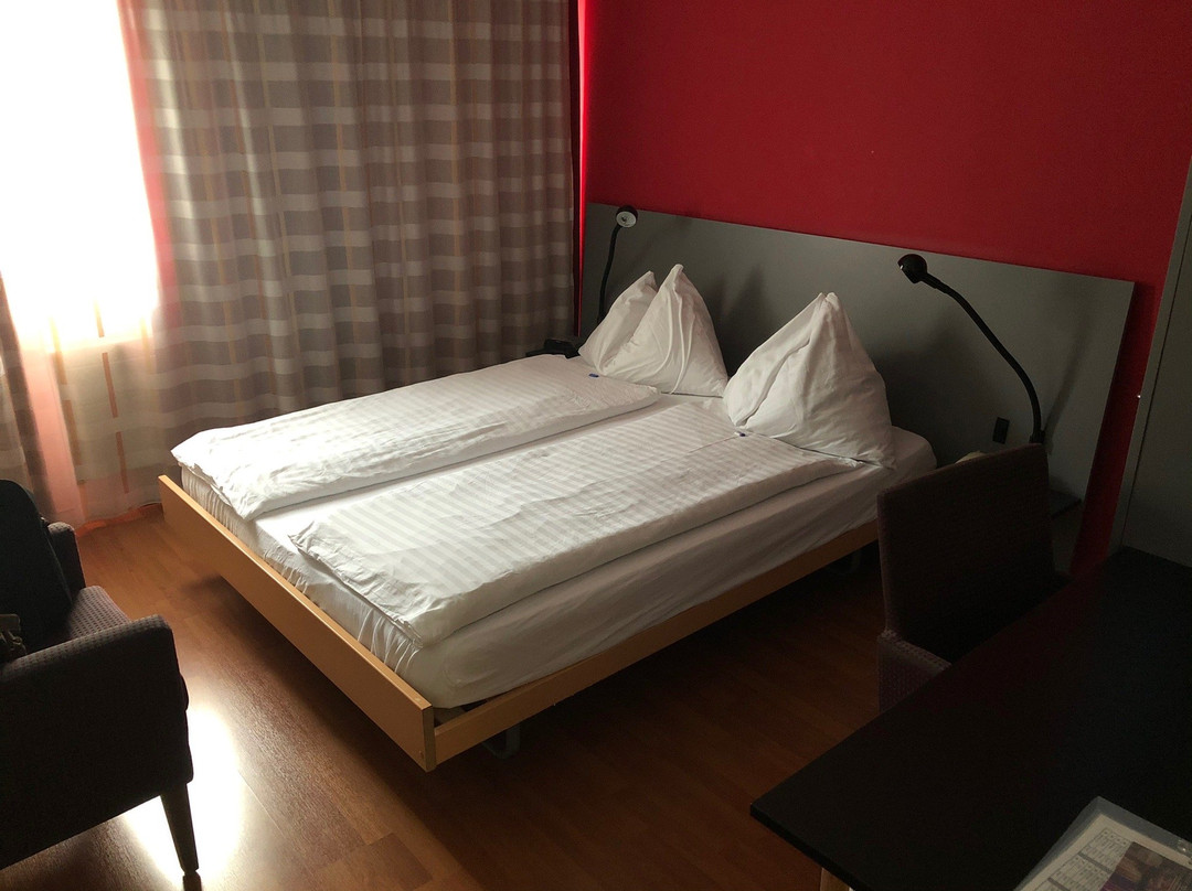 最佳西方罗萨斯酒店主图